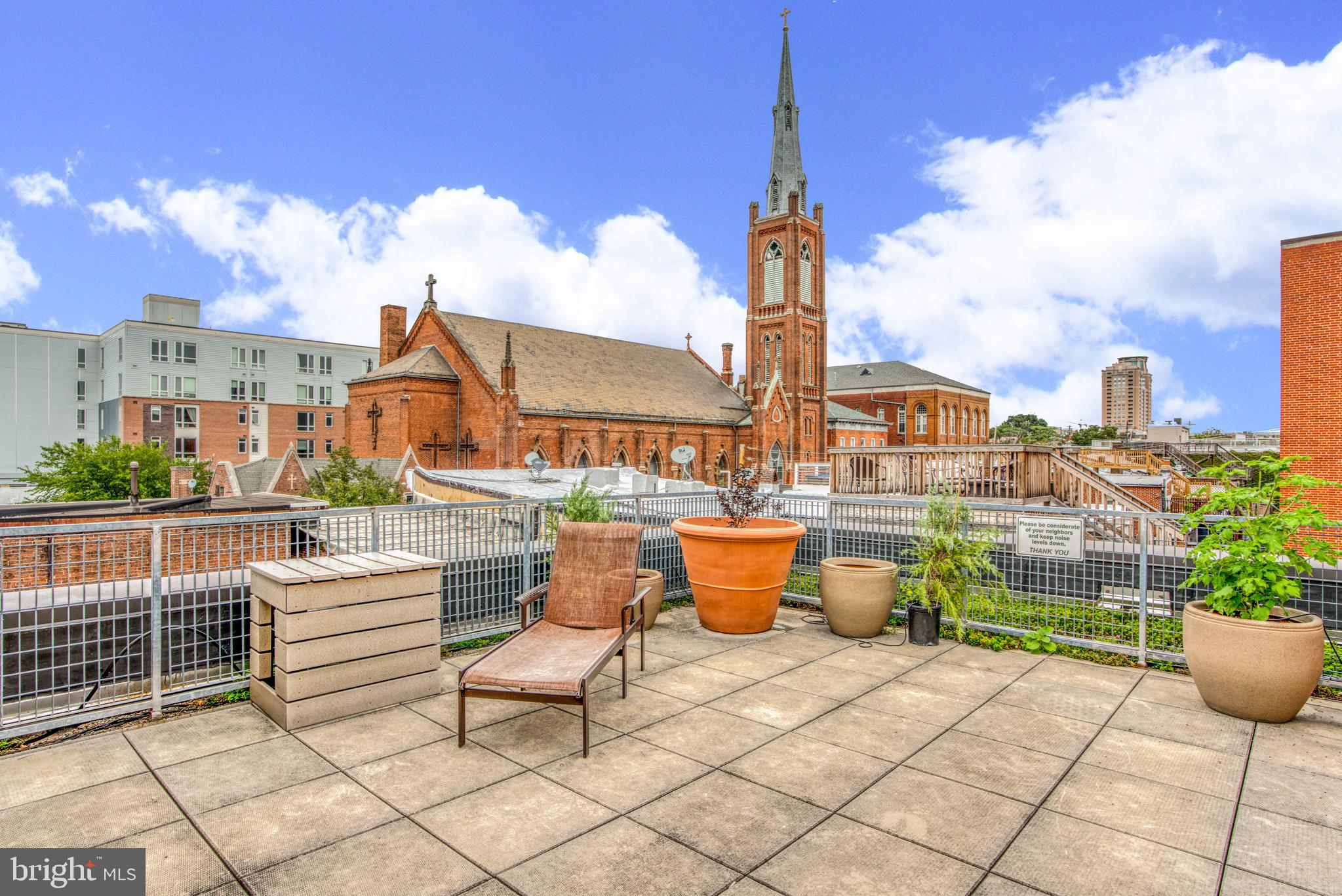 1211 Light Street, Unit T8 Baltimore, MD 21230 - Photo 27 of 33 a view of a terrace with furniture