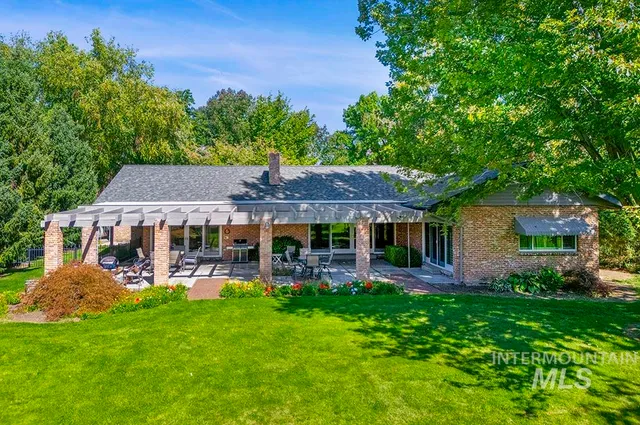 $1,298,000 | 4431 West Hillcrest Drive, Boise, ID 83705