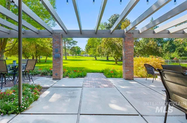 $1,298,000 | 4431 West Hillcrest Drive, Boise, ID 83705