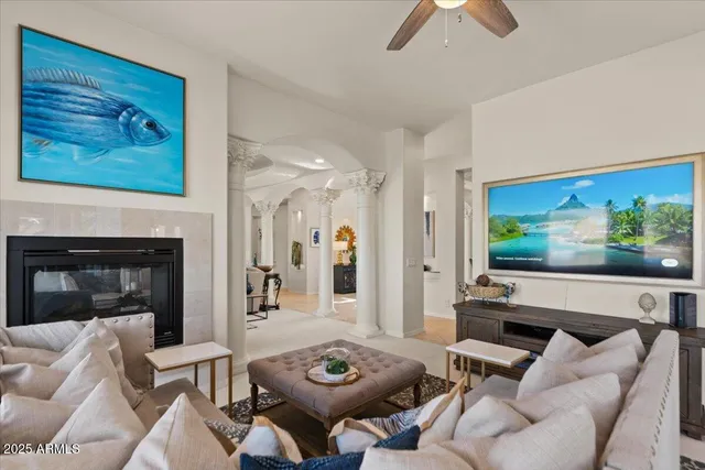 $1,050,000 | 2135 East Clipper Lane, Gilbert, AZ 85234