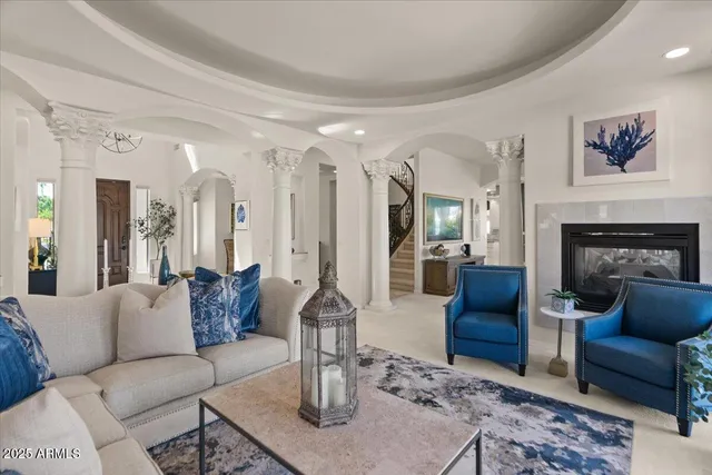 $1,050,000 | 2135 East Clipper Lane, Gilbert, AZ 85234