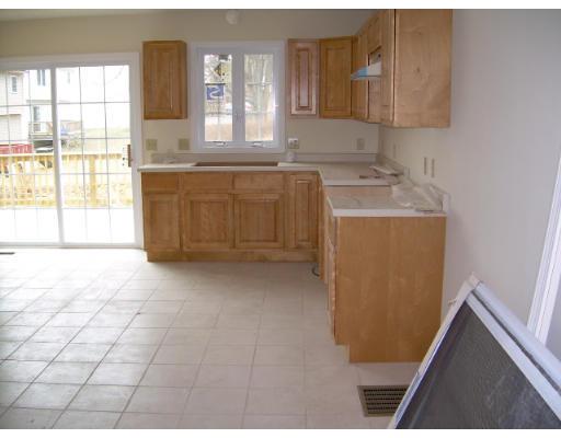 138 Pinevale Street Springfield, MA 01151 - Photo 2 of 5