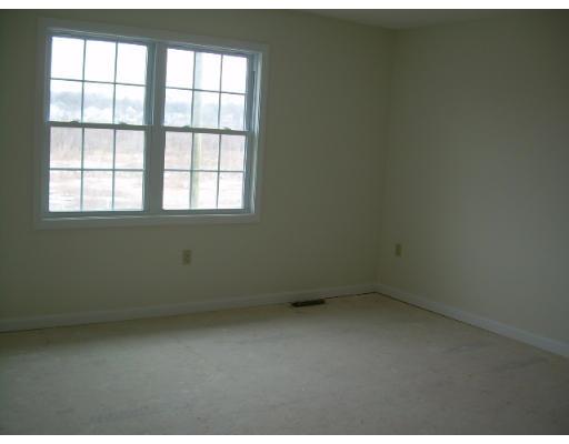 138 Pinevale Street Springfield, MA 01151 - Photo 5 of 5