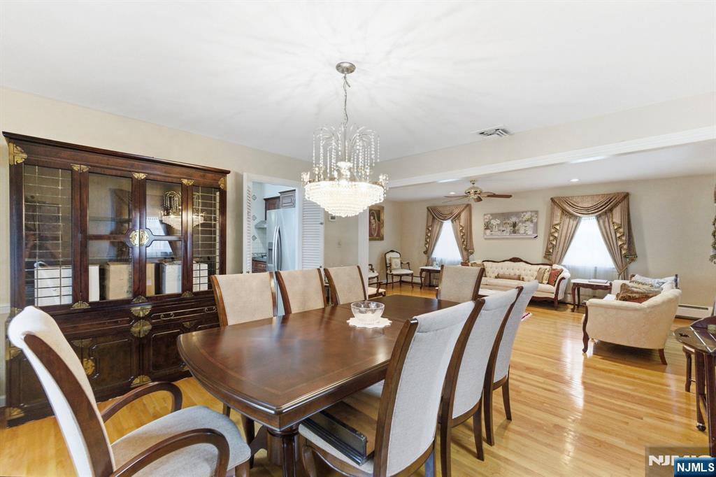 735 Linwood Avenue Ridgewood, NJ 07450 - Photo 6 of 46