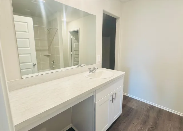 $2,300 | 21214 Mem Vista Drive, Houston, TX 77073