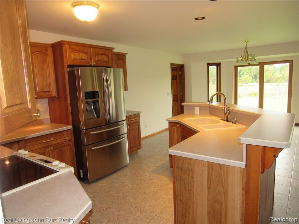 73731 McFadden Road Armada, MI 48005 - Photo 22 of 32 IMG_1870.JPG
