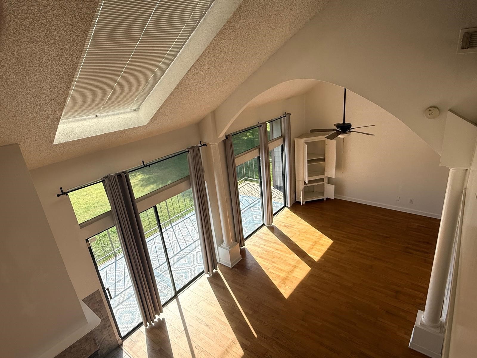 8287 Sands Point Drive, Unit 128 Houston, TX 77036 - Photo 29 of 30 a view of an entryway