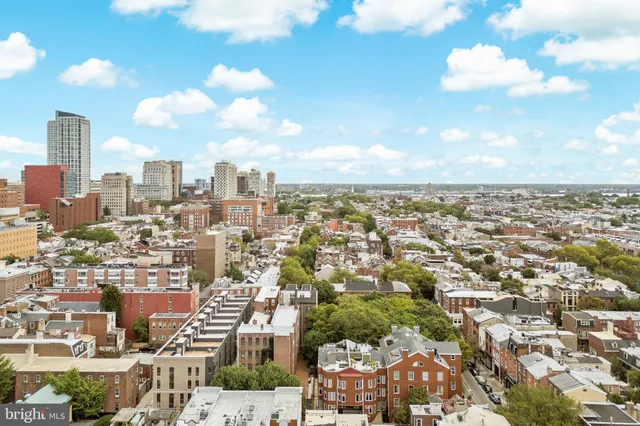 a view of building with outdoor space