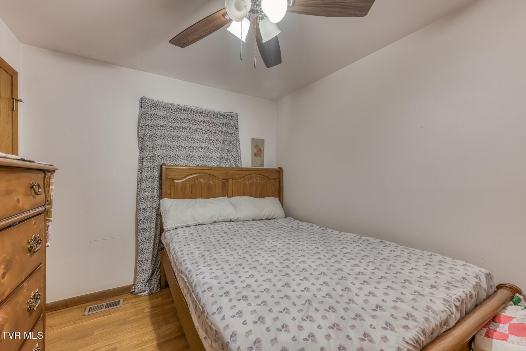171 Reedy Street Bristol, VA 24201 - Photo 14 of 28 171 Reedy St-11