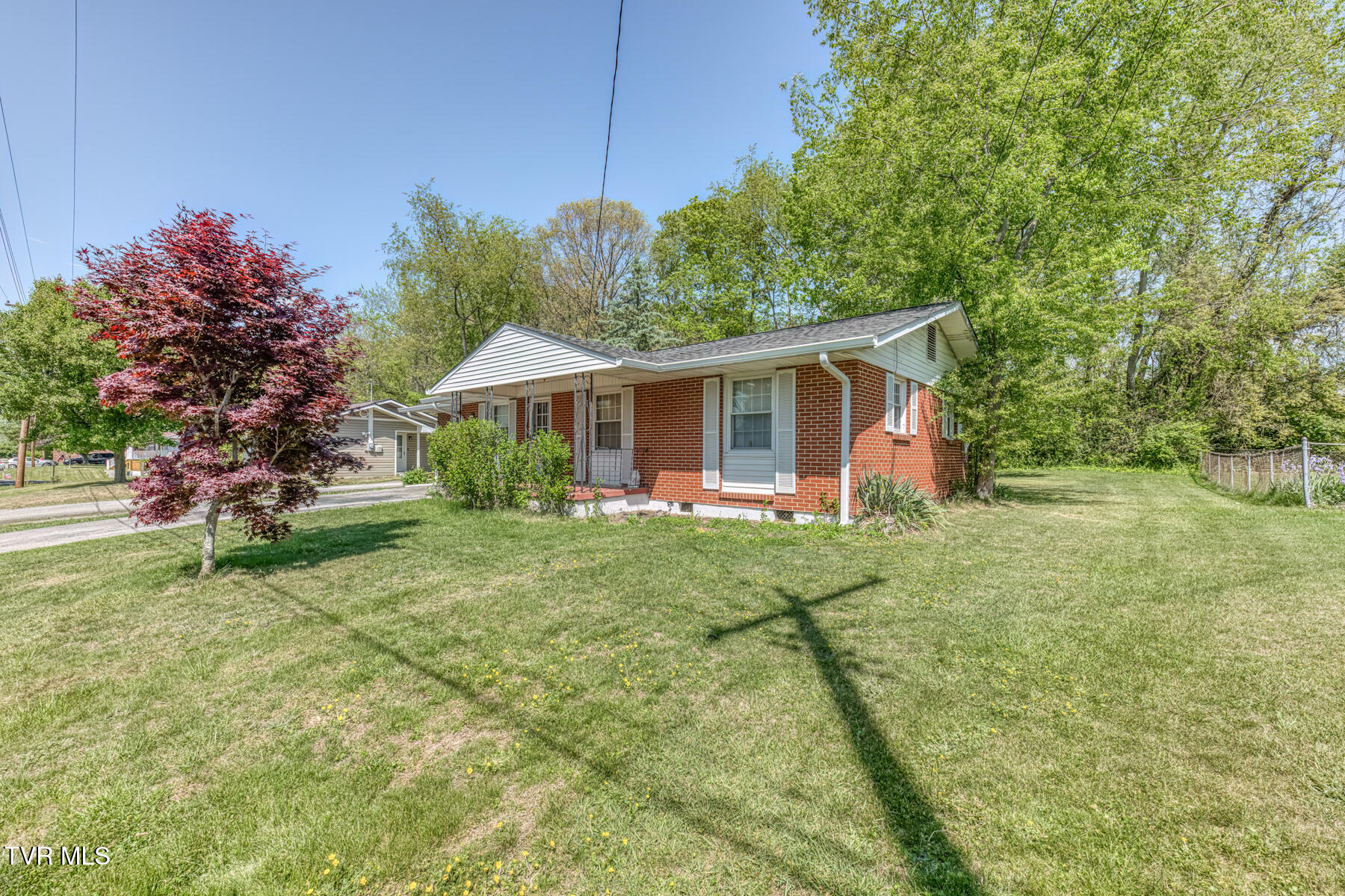 171 Reedy Street Bristol, VA 24201 - Photo 3 of 28 171 Reedy St-22