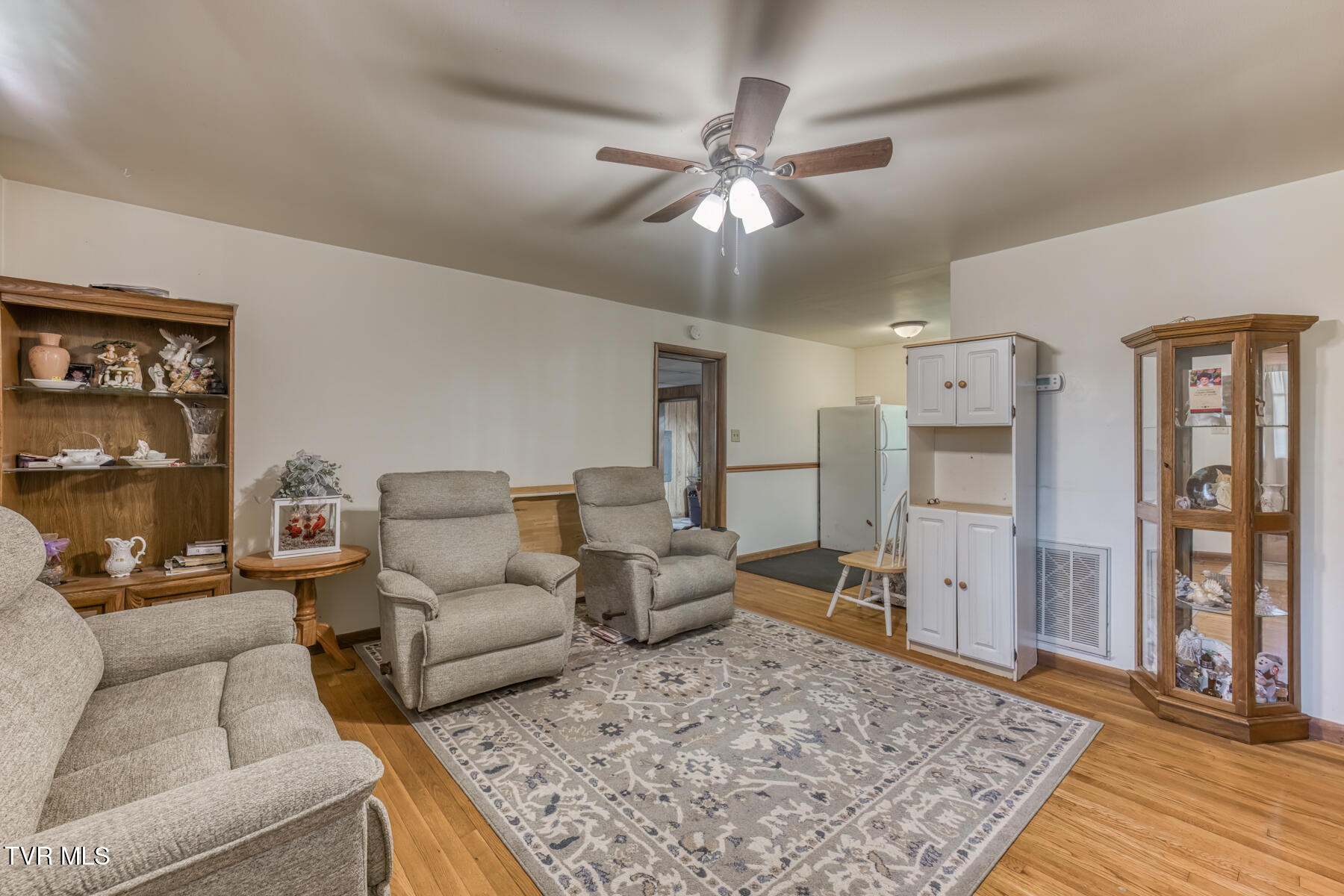 171 Reedy Street Bristol, VA 24201 - Photo 6 of 28 171 Reedy St-4