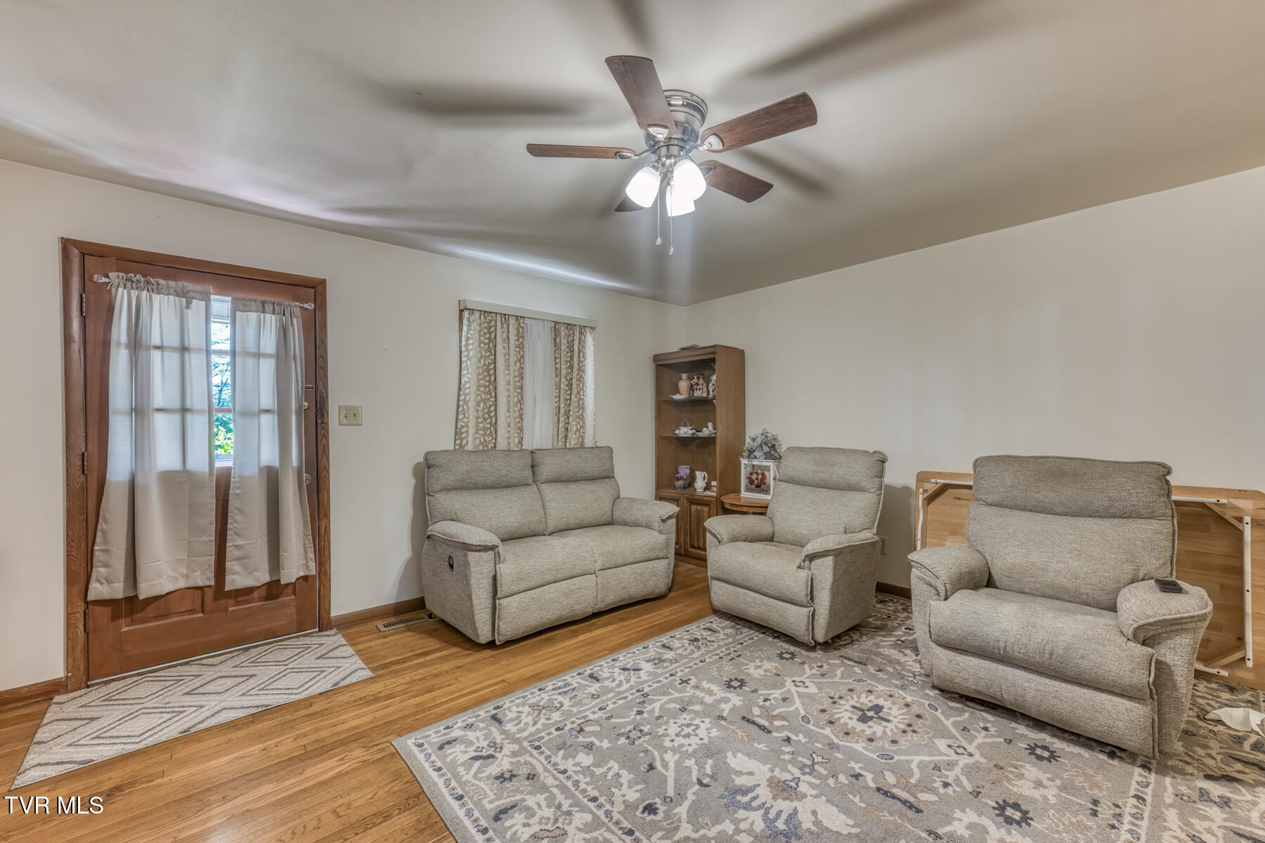 171 Reedy Street Bristol, VA 24201 - Photo 7 of 28 171 Reedy St-5