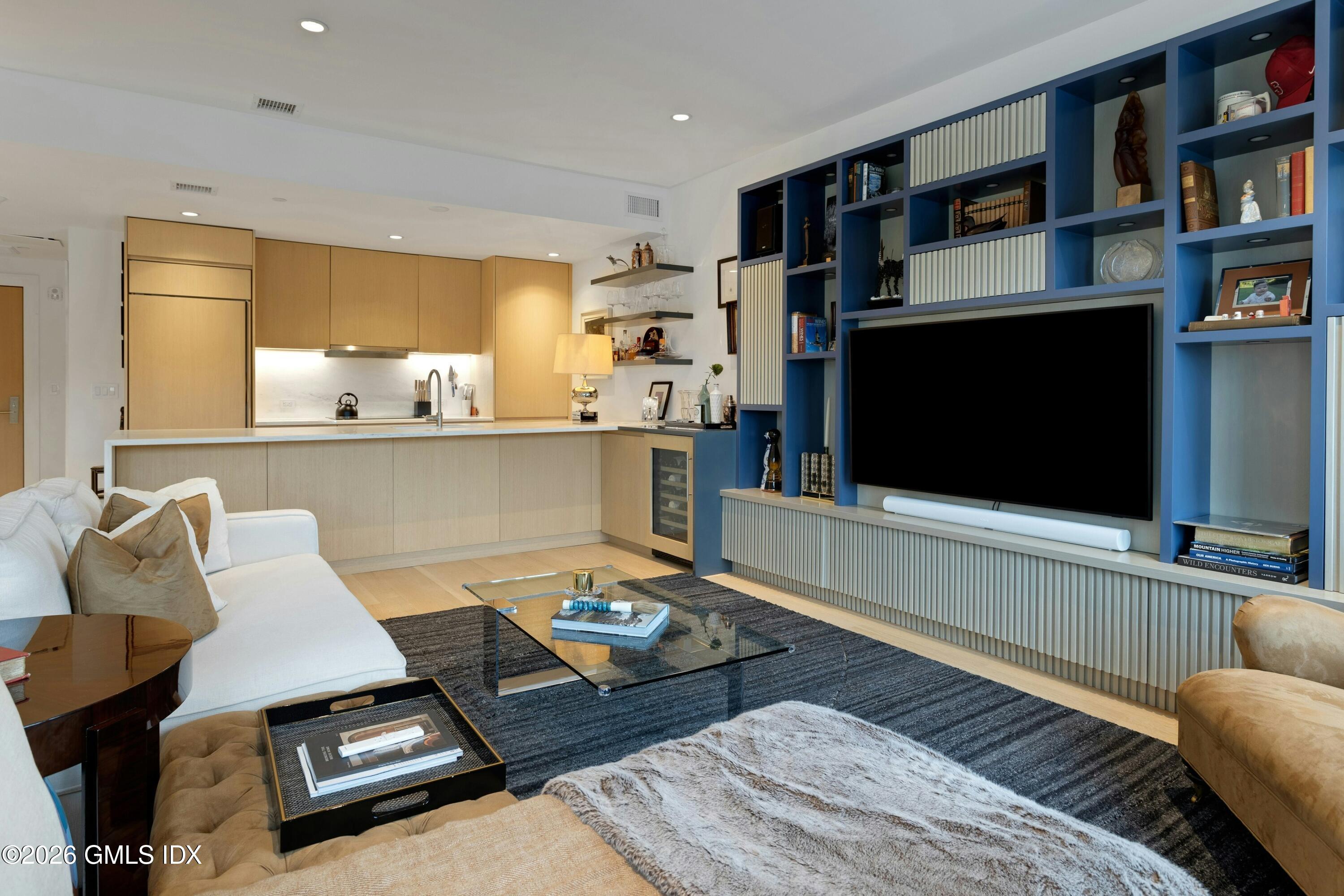 89 River Road, Unit 304 Cos Cob, CT 06807 - Photo 10 of 35 011-496340-_X0A0390_14820859