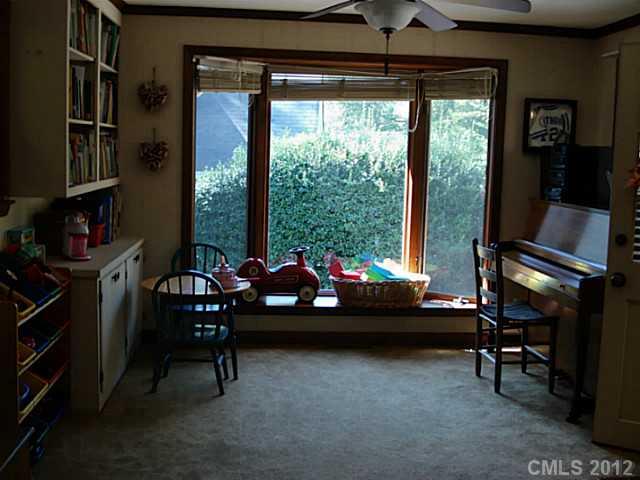 1132 Turnbridge Road Charlotte, NC 28226 - Photo 11 of 12 Gallery Image 11