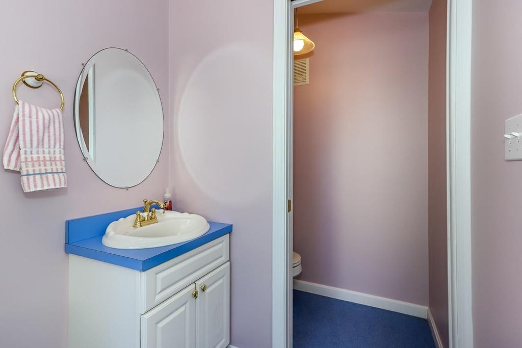 100 Sycamore Road Braintree, MA 02184 - Photo 11 of 42