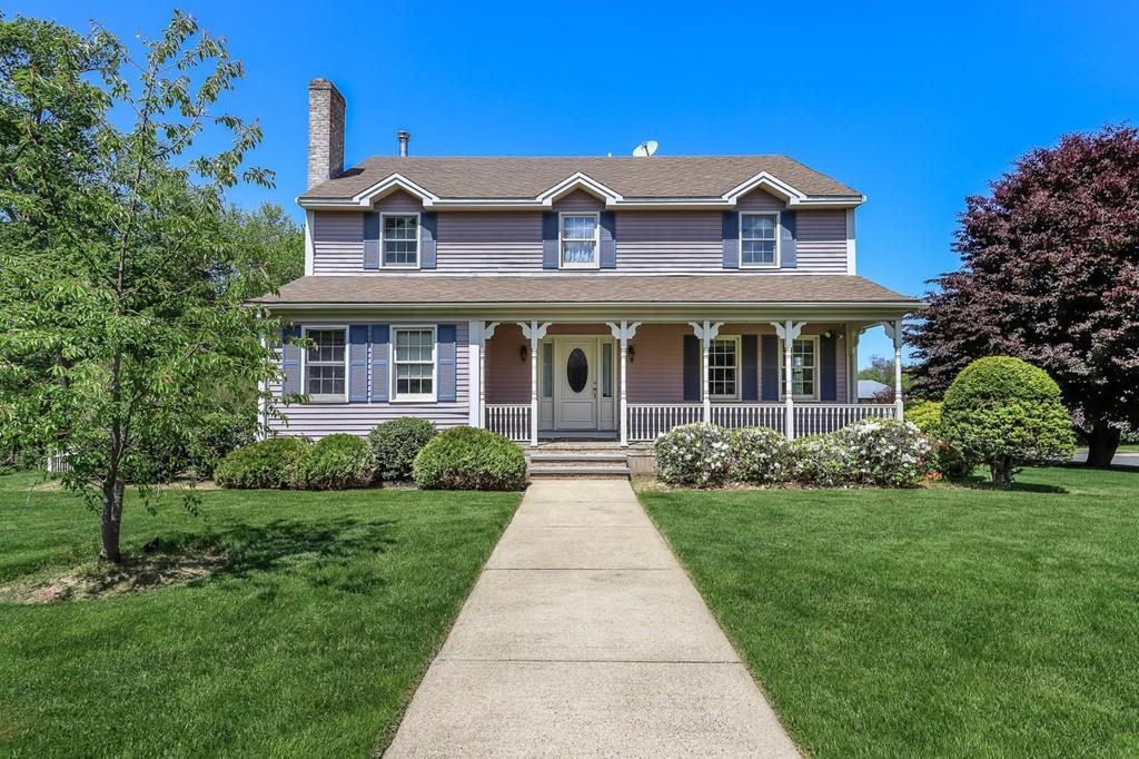 100 Sycamore Road Braintree, MA 02184 - Photo 2 of 42