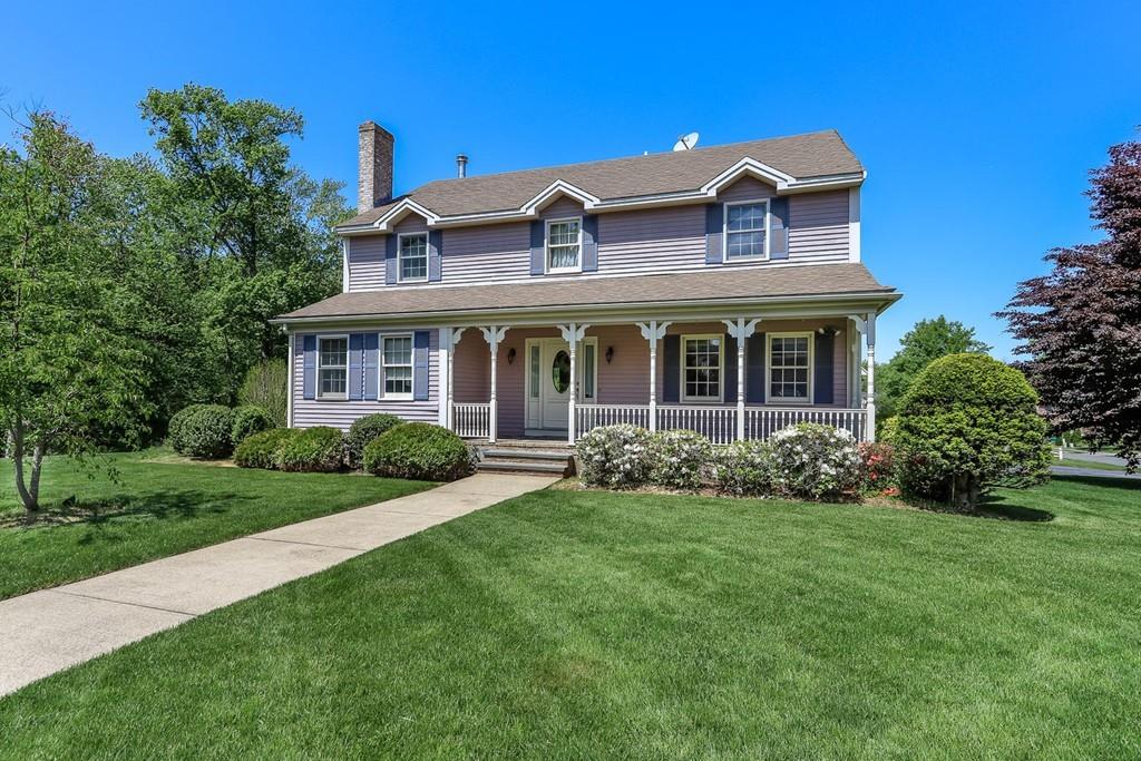 100 Sycamore Road Braintree, MA 02184 - Photo 3 of 42