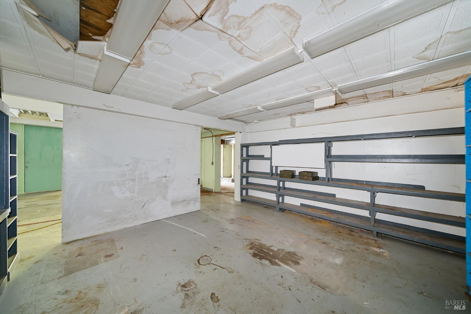 226 Bayview Street San Rafael, CA 94901 - Photo 19 of 56 a view of an empty room