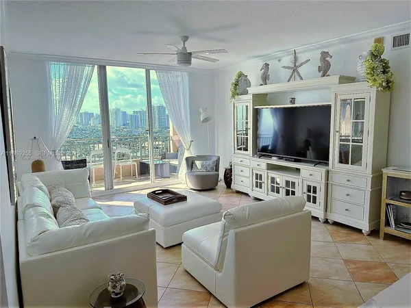 $5,000 | 2080 South Ocean Drive, Unit PH3, Hallandale Beach, FL 33009