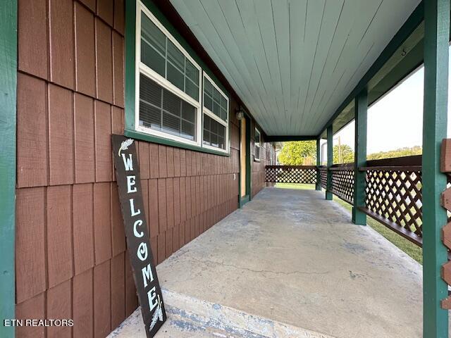 180 Beatty Road Rose Hill, VA 24281 - Photo 6 of 20 IMG_5323