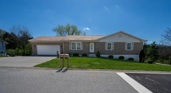 $399,000 | 744 Randy Avenue, Lawrenceburg, IN 47025