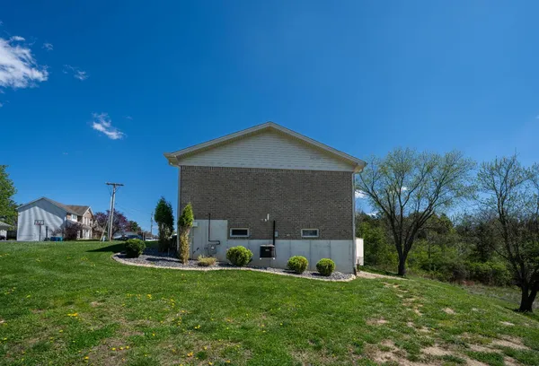 $399,000 | 744 Randy Avenue, Lawrenceburg, IN 47025