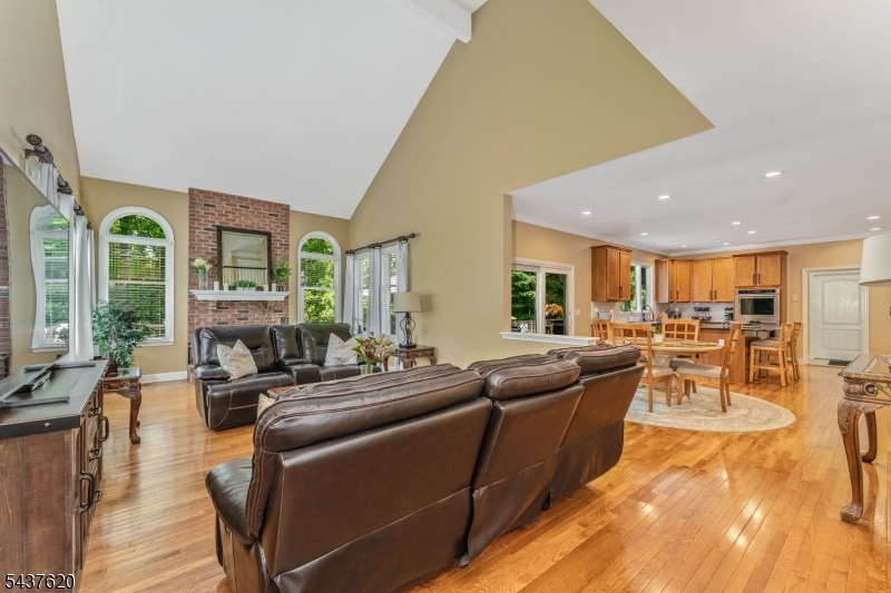 12 Wyckoff Road Hampton, NJ 08827 - Photo 10 of 40