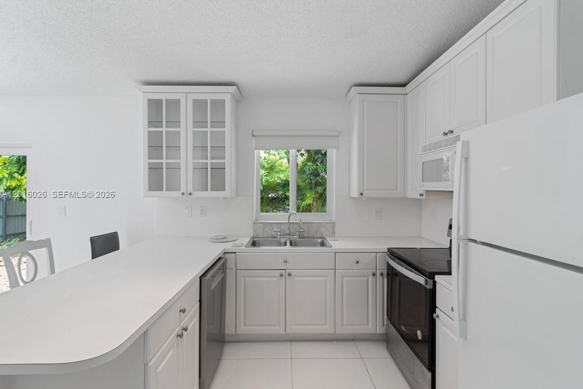 9617 Southwest 144th Place Miami, FL 33186 - Photo 5 of 19