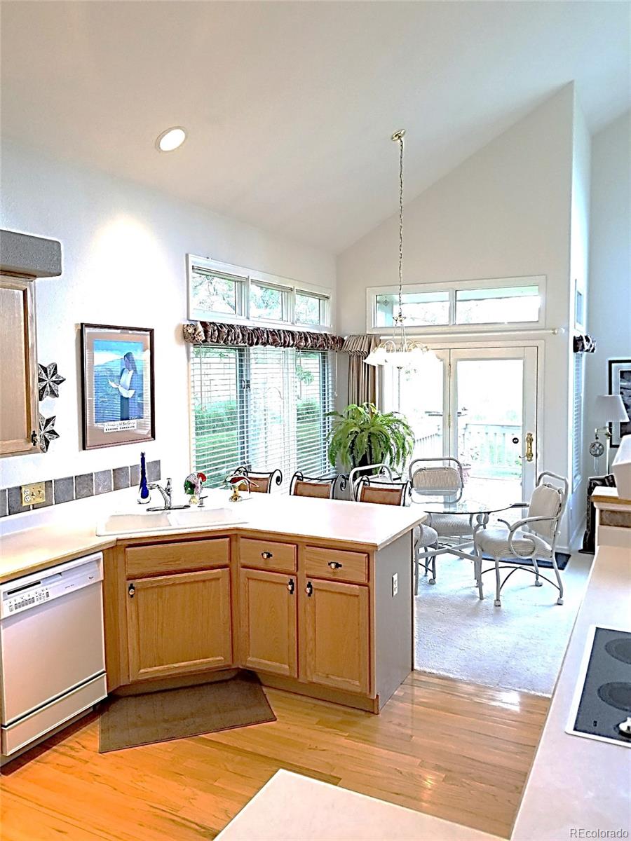 15941 Deer Ridge Drive Morrison, CO 80465 - Photo 9 of 28 Gallery Image 9