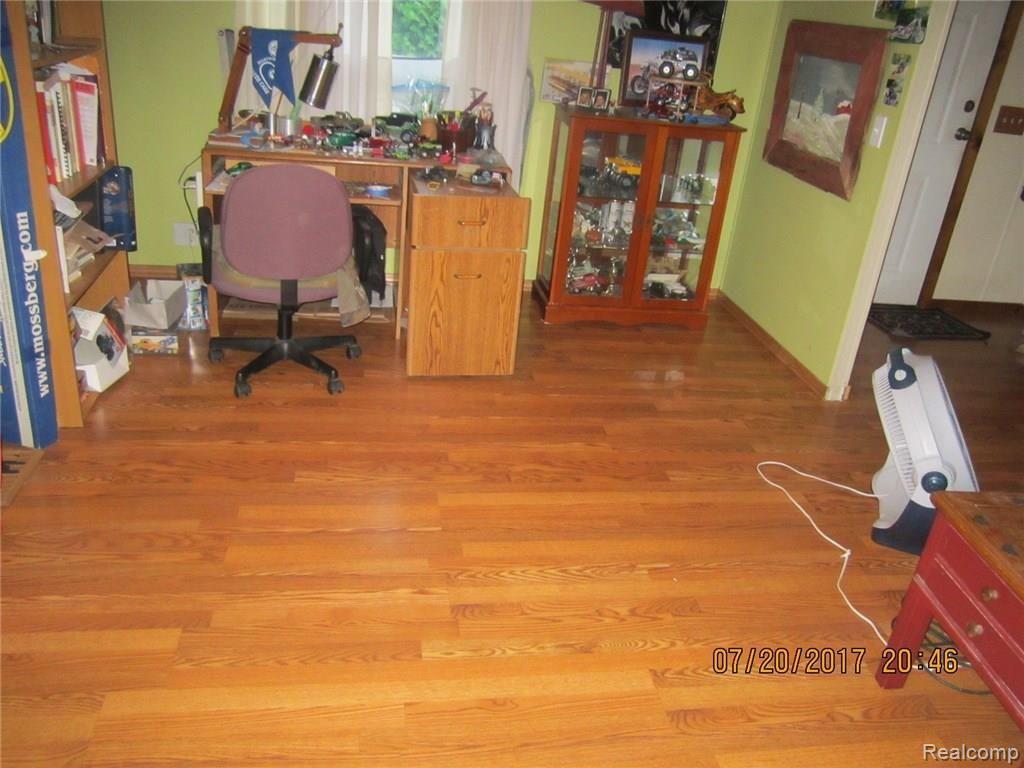 94 Goodrich Road Fostoria, MI 48435 - Photo 24 of 29 94 Goodrich Dining room IMG_9217 (56).JPG