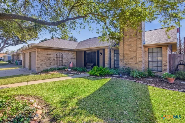 $249,900 | 912 Taos Drive, Victoria, TX 77904