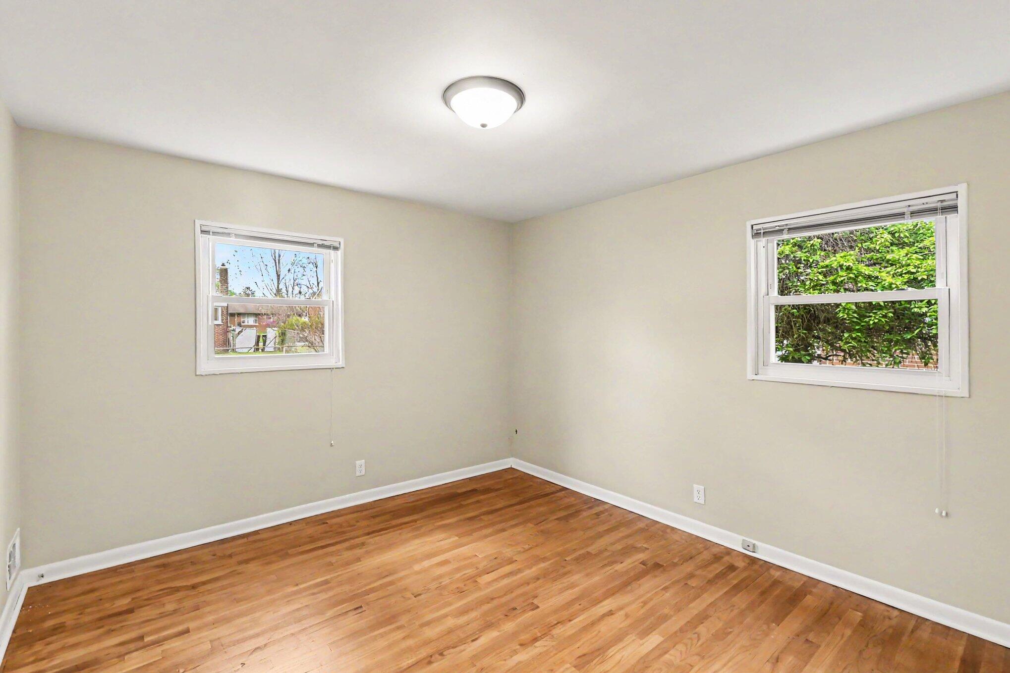 2421 Barstow Road Lansing, MI 48906 - Photo 10 of 24 015_file_4338