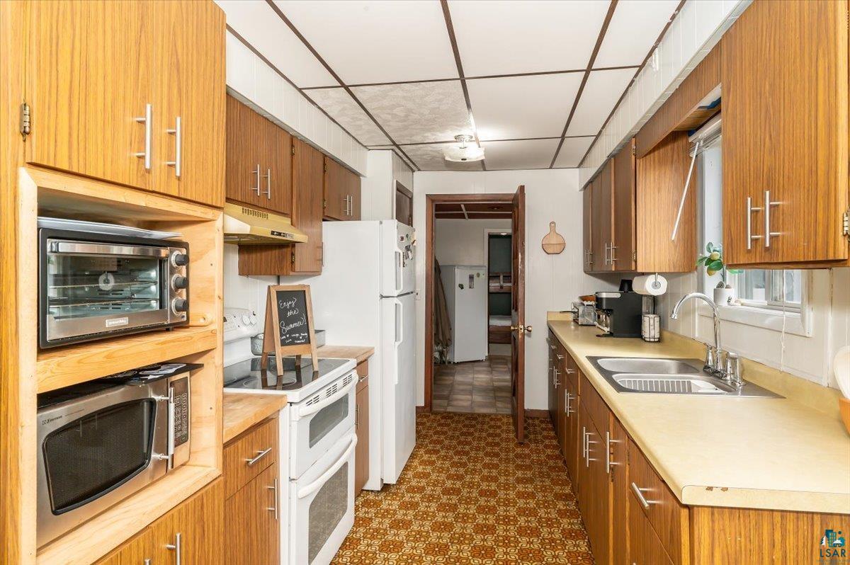 4501 Pleasant View Road Superior, WI 54880 - Photo 11 of 23