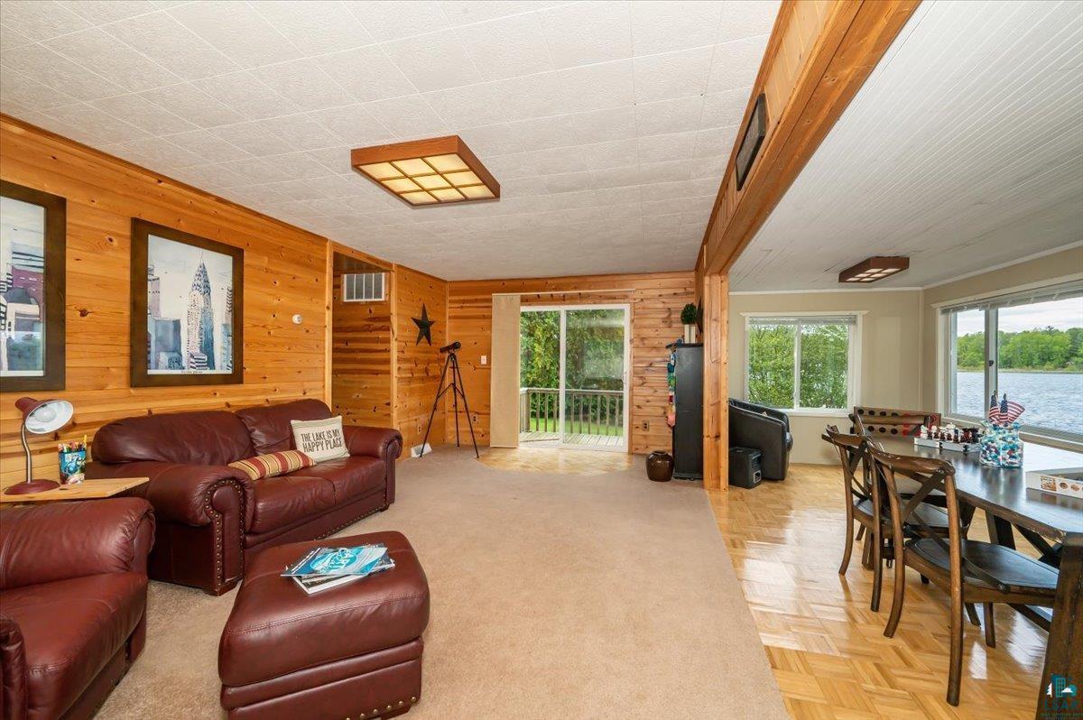 4501 Pleasant View Road Superior, WI 54880 - Photo 8 of 23