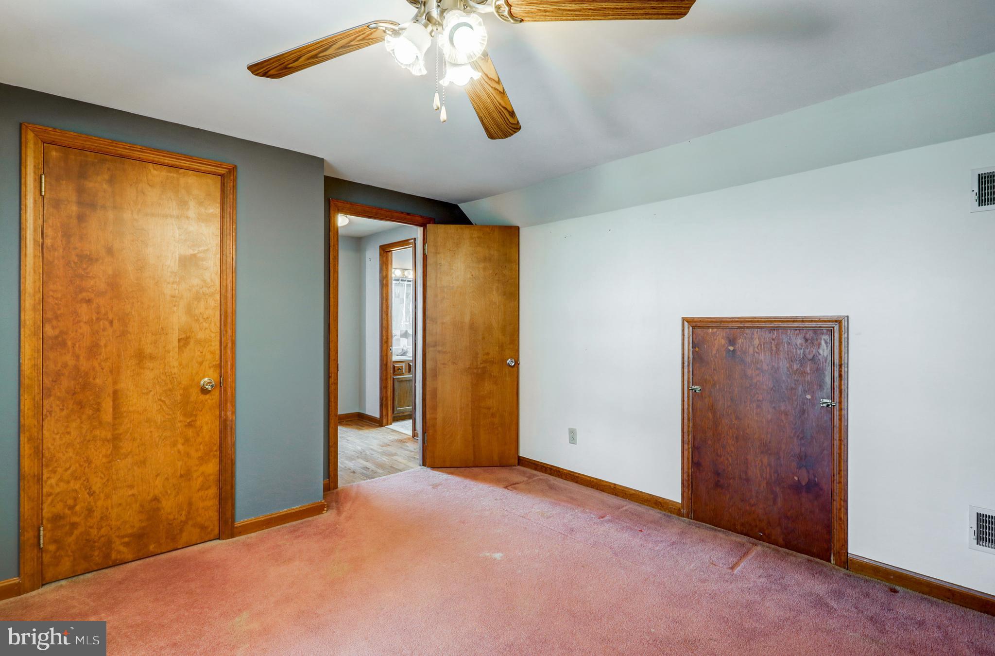 892 Noble Road Christiana, PA 17509 - Photo 18 of 32 Second Floor Bedroom 2