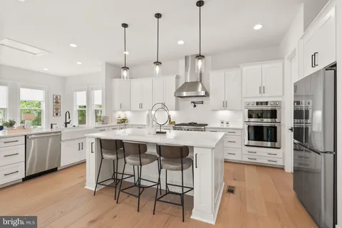 $1,872,500 | 7204 Andrus Road, Bethesda, MD 20817