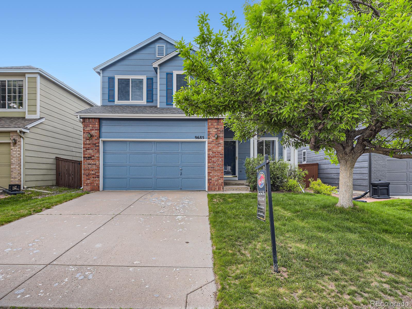 9685 South Castle Ridge Circle Highlands Ranch, CO 80129 - Photo 2 of 28