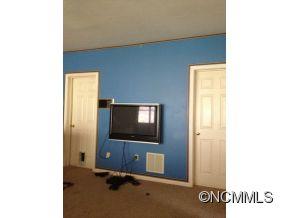 97 Hickory Tree Road Asheville, NC 28805 - Photo 15 of 17 Gallery Image 15