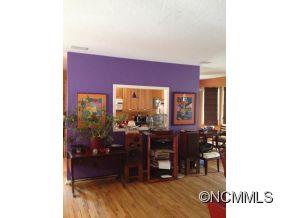 97 Hickory Tree Road Asheville, NC 28805 - Photo 6 of 17 Gallery Image 6