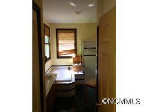 97 Hickory Tree Road Asheville, NC 28805 - Photo 9 of 17 Gallery Image 9
