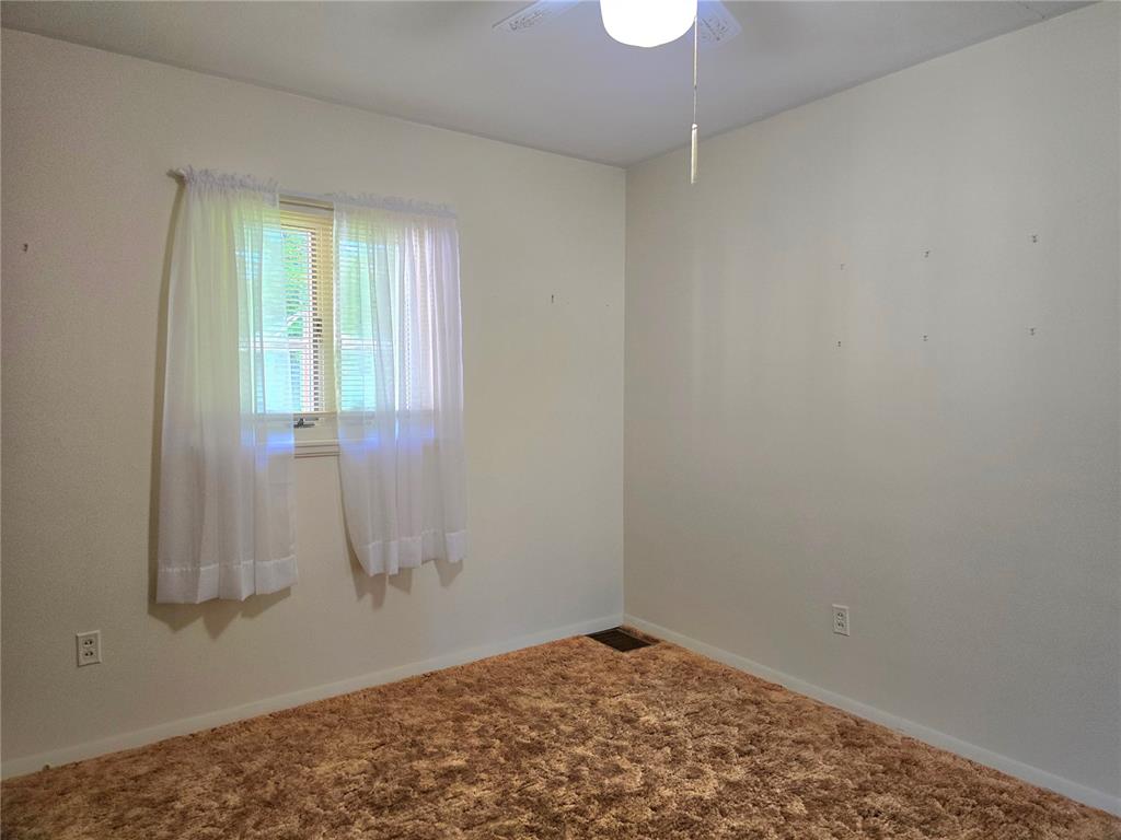 504 Hamilton Road Taylor Springs, IL 62089 - Photo 15 of 36 Gallery Image 15