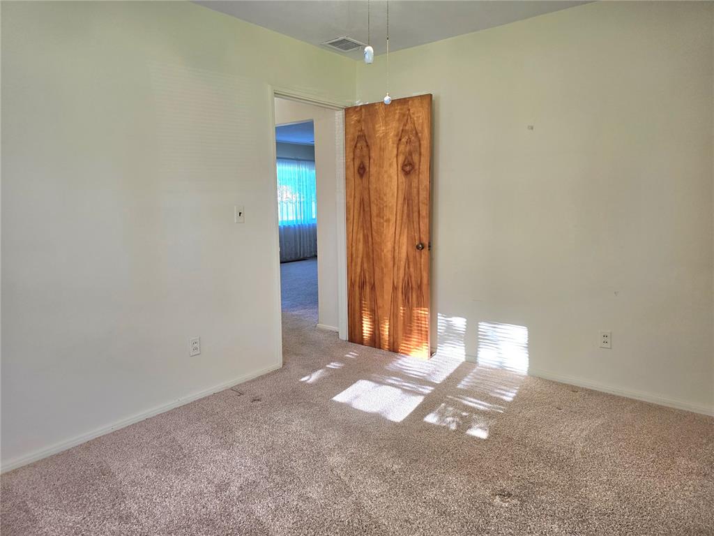 504 Hamilton Road Taylor Springs, IL 62089 - Photo 17 of 36 Gallery Image 17