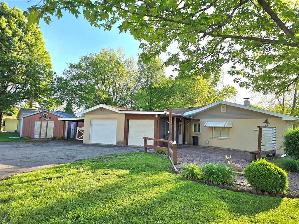 504 Hamilton Road Taylor Springs, IL 62089 - Photo 4 of 36 Gallery Image 4