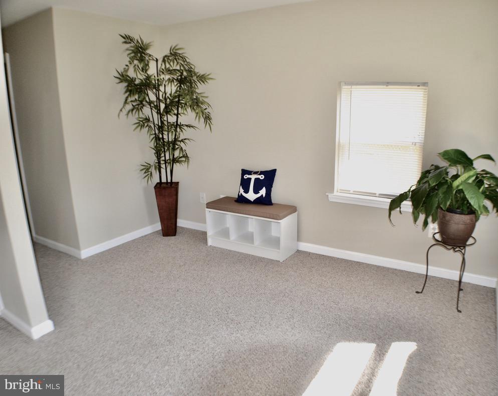7729 Locust Grove Road Glen Burnie, MD 21060 - Photo 15 of 29
