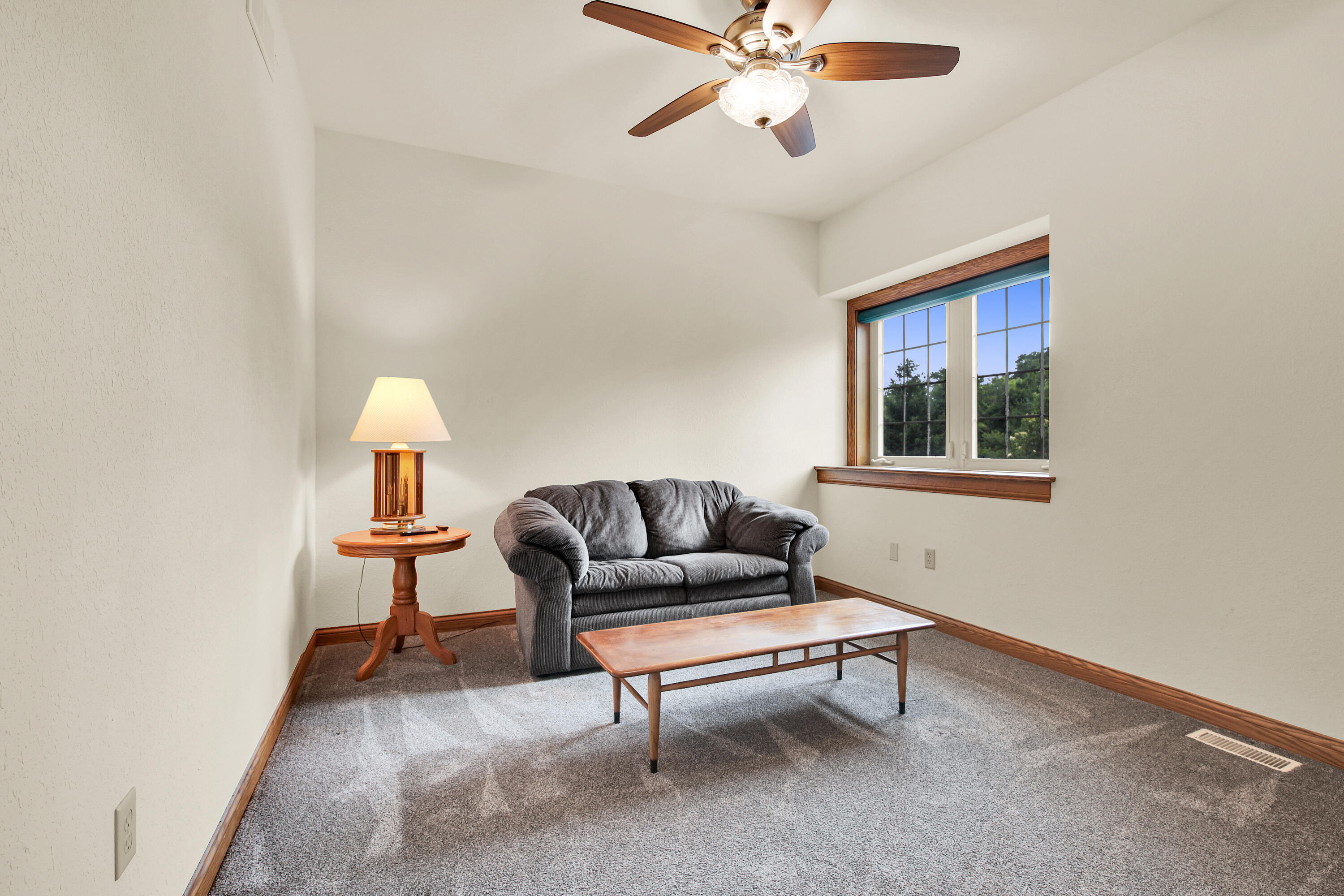 615 Kettle Ridge Richfield, WI 53017 - Photo 21 of 44 2nd Floor Bedroom