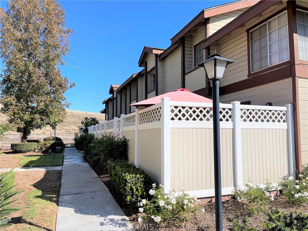 8939 Gallatin Road, Unit 123 Pico Rivera, CA 90660 - Photo 2 of 16