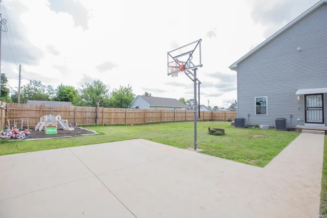 $275,000 | 302 East Tennessee Street, Evansville, IN 47711