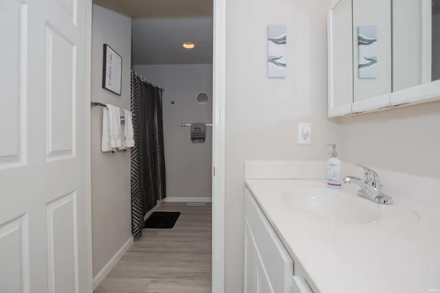 $275,000 | 302 East Tennessee Street, Evansville, IN 47711