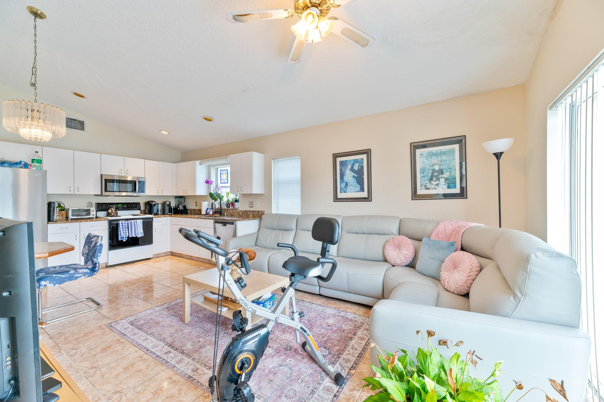 9550 Islamorada Terrace Boca Raton, FL 33496 - Photo 6 of 42 Photo 6