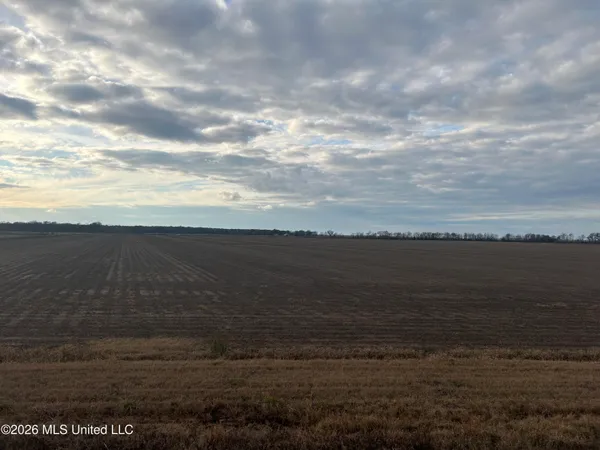 $754,938 | Hot Thornton Road, Tunica, MS 38676